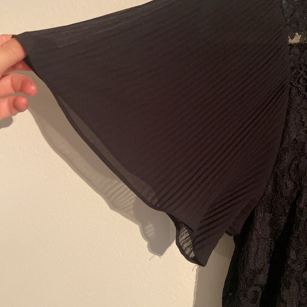 Cable and Gauge lace top - Picture 3 of 5